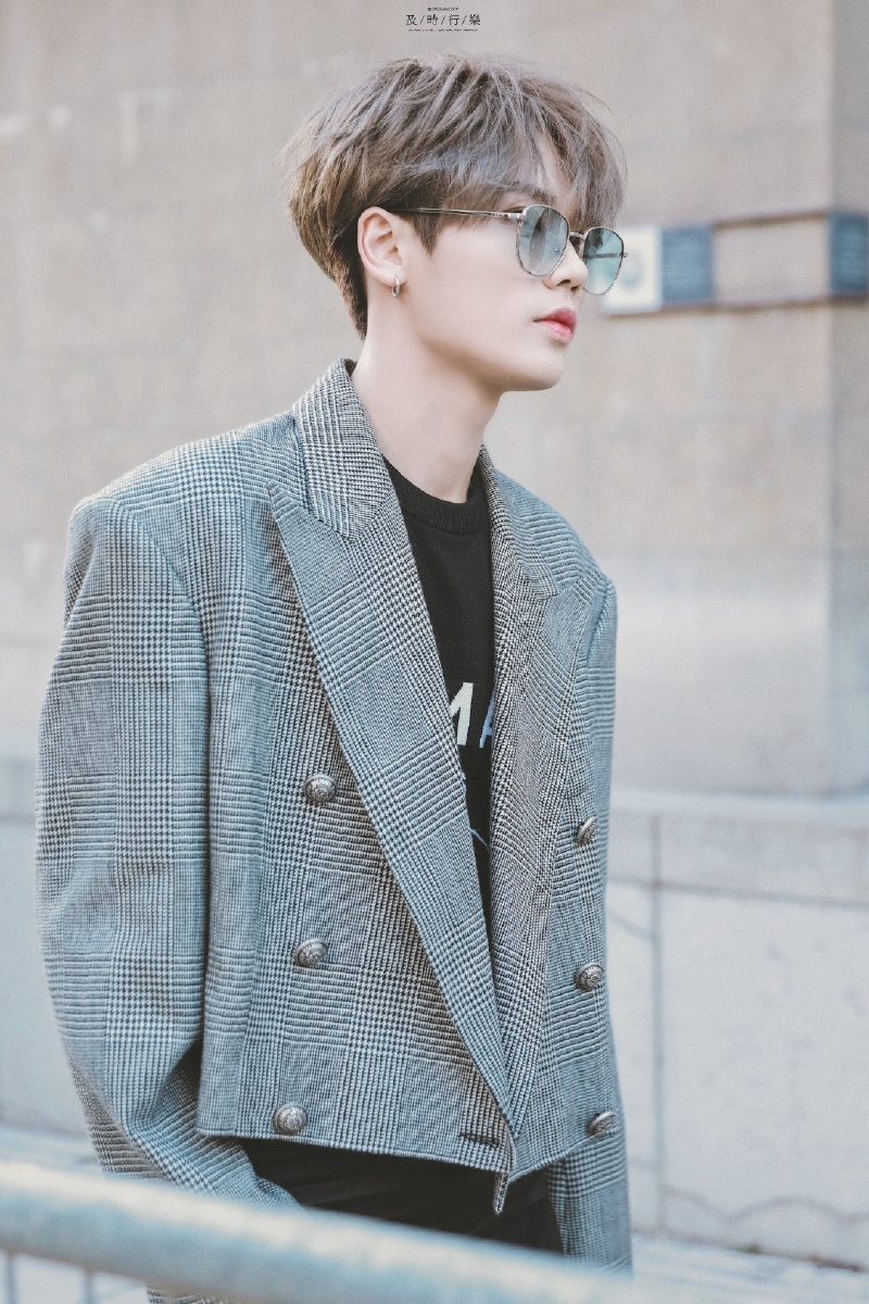 来欣赏一下林彦俊的神仙颜值