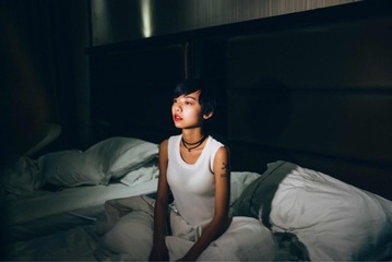 001