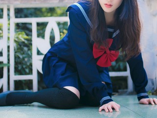 06