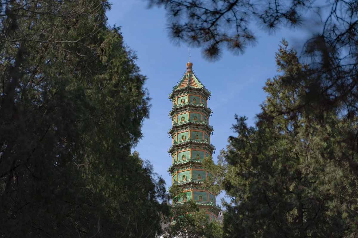 香山 琉璃塔