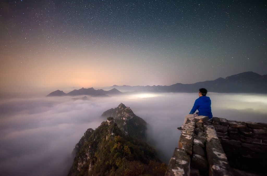 云海之上,手可摘星。<br />