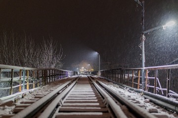 284394