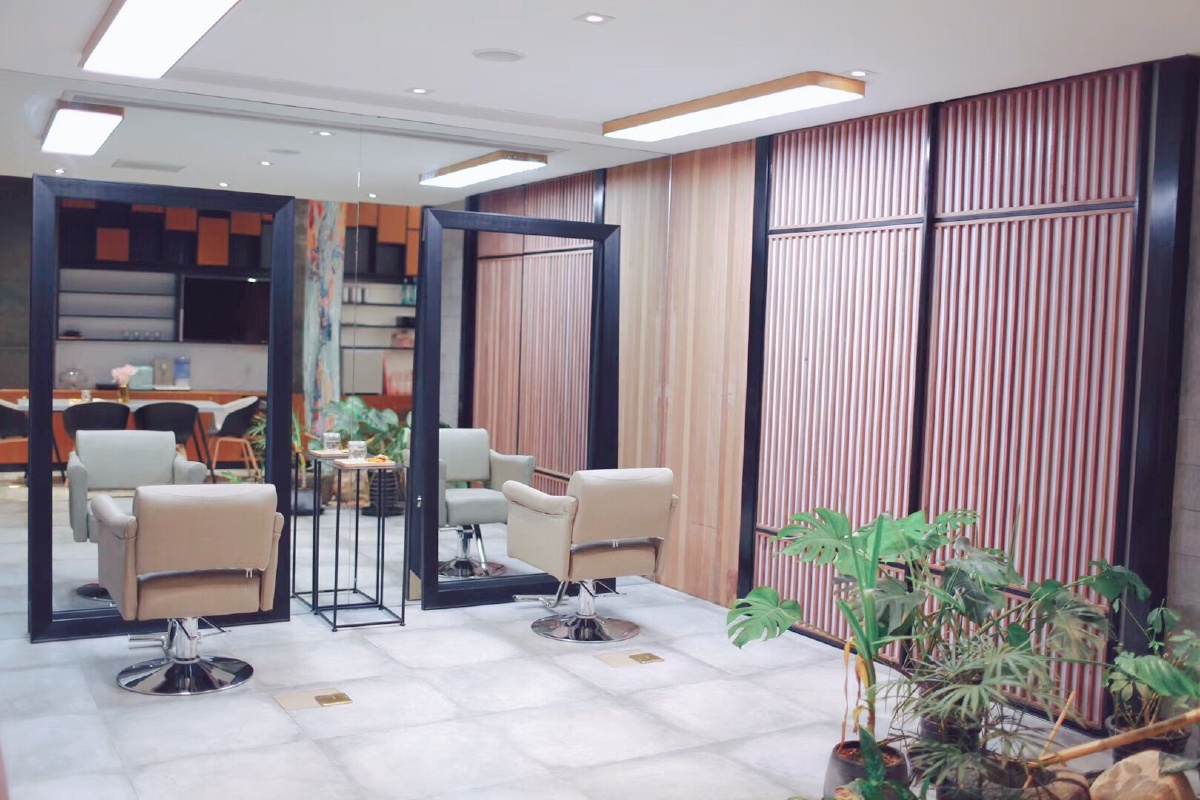 魔都走在时尚前沿的三座极致本色发型工作室一家旗舰店两家工作室