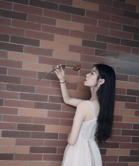 001