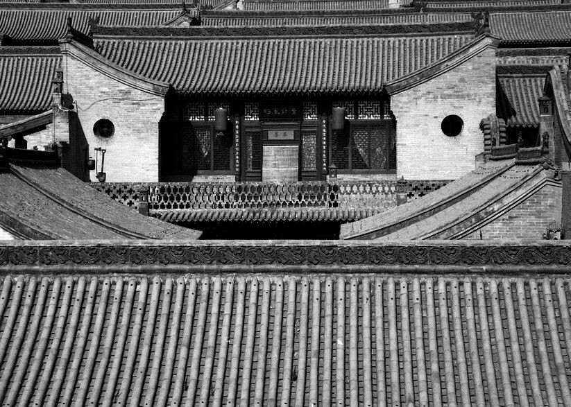山西灵石王家大院<br />
Canon EOS50E<br />
Canon EF28-105/3.5-4.5 II USM<br />
Kodak 100负片
