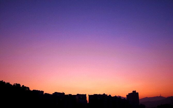 朝霞或晚霞<br />
