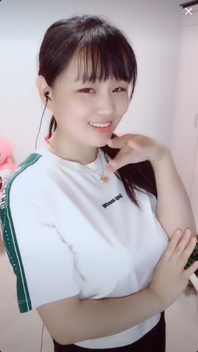 萌宝万人迷手势舞主播萌宝晴卡点视频抖音s2794110