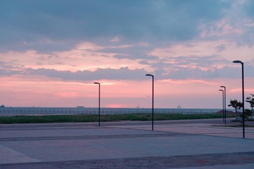 001