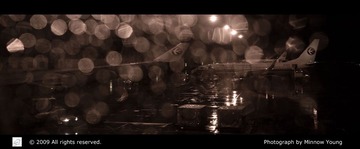 雨中机场