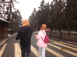 200343