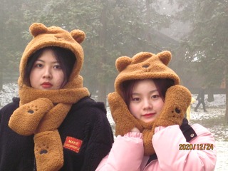 200324