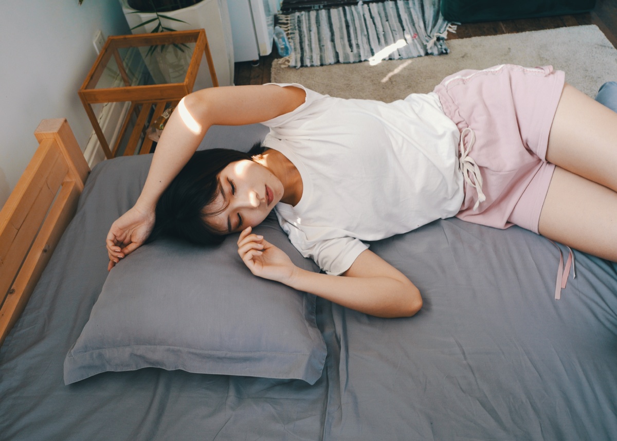 睡觉少女 - misery008 - 图虫