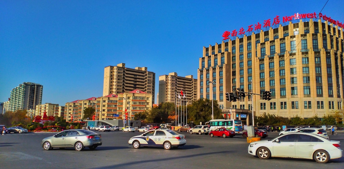 路口乌鲁木齐市铁路局
