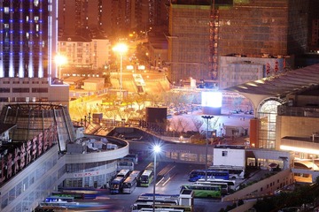 上海长途客运总站夜色