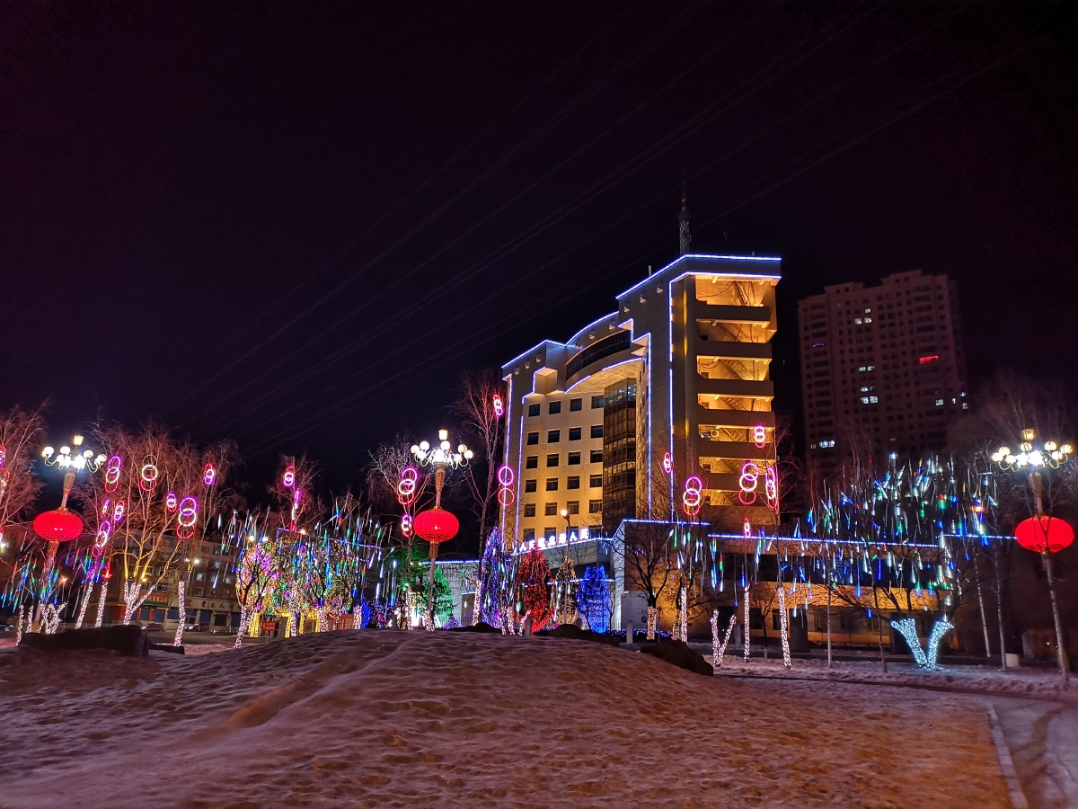 鹤岗文化广场美丽夜景