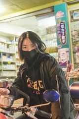 001