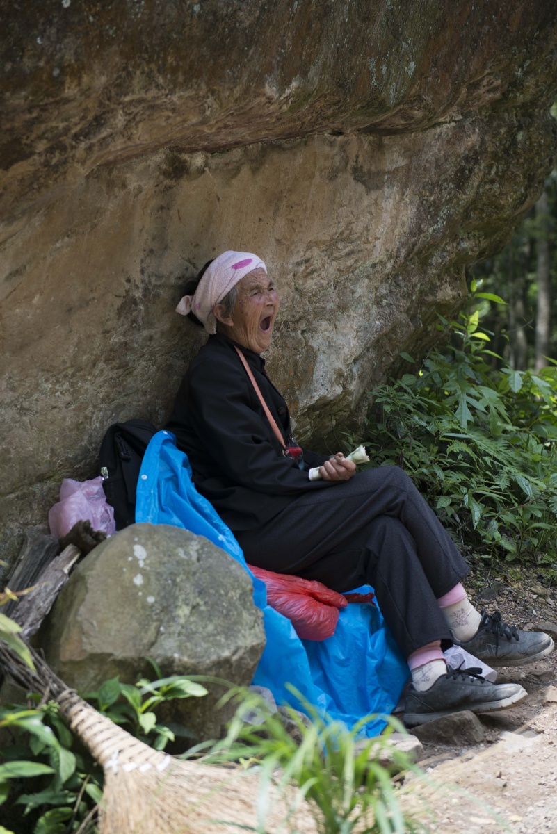 土家族的老奶奶