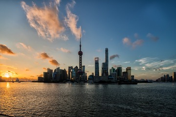 外滩日出