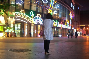 焦外夜色 50F1.2