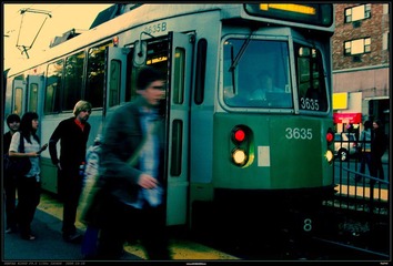 hurry off subway
