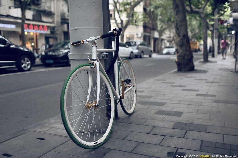 Street Photography<br />
Shaoxing Rd, Shanghai, China, August 11, 2012