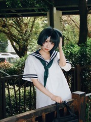 001