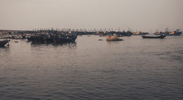518576