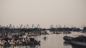 518567