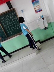 213687