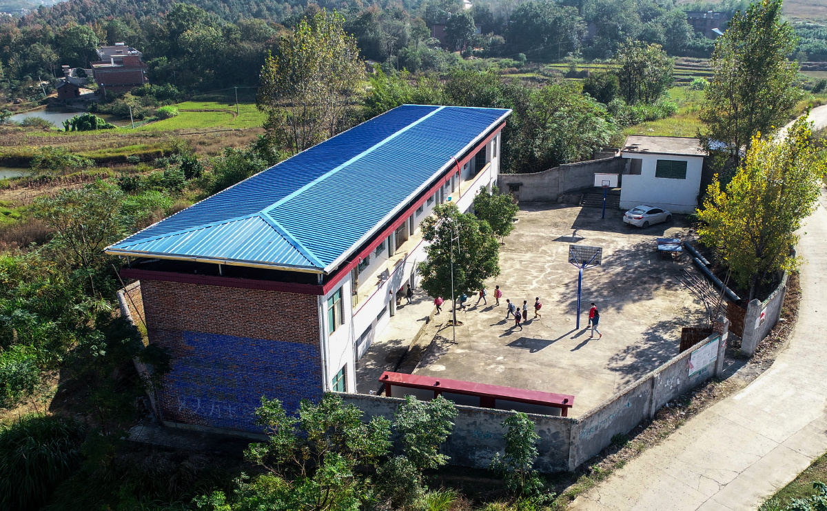 祁阳县龚家坪镇荷叶塘小学全景