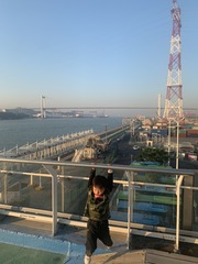 001