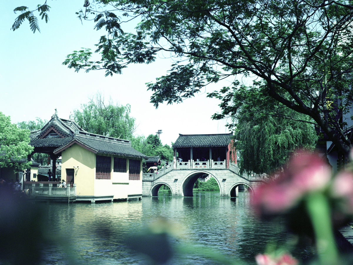 江南好风景旧曾谙