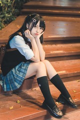 1023297