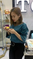 3952453