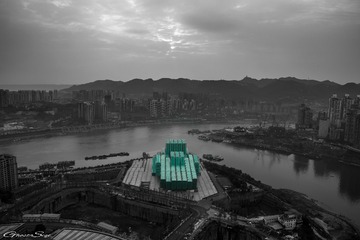 坚守最后一块阵地