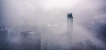 《雾里探楼》