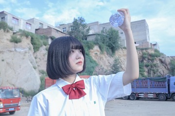 001