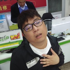 1703933