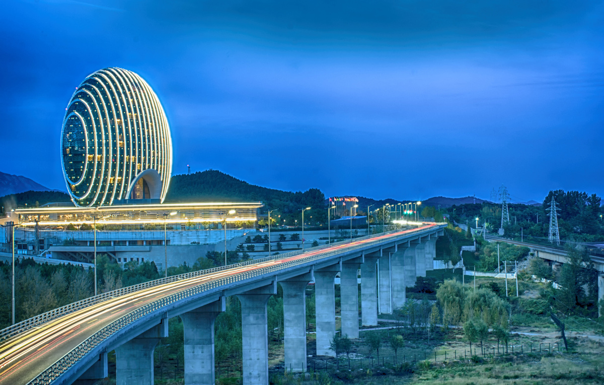 日出东方大酒店
