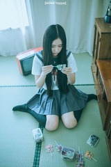 001