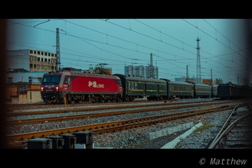 404610