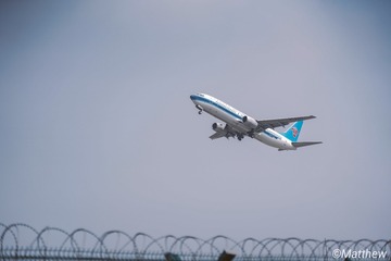 424835
