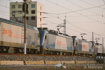 380465