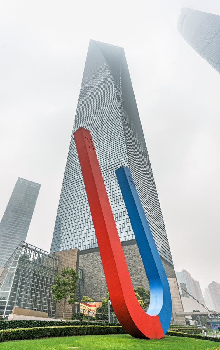 俯视仰望开瓶器