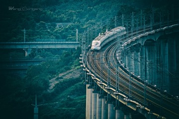 《CRH380A型高铁动车组》