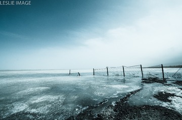 冰封青海湖
