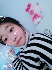 1402985