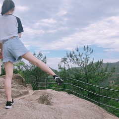 001