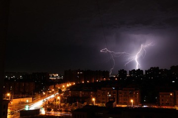 lightning01.jpg