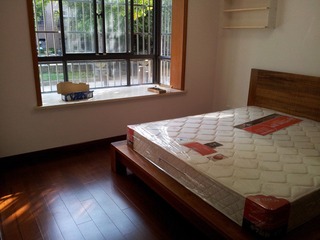 2011-10-30 14.28.06.jpg
